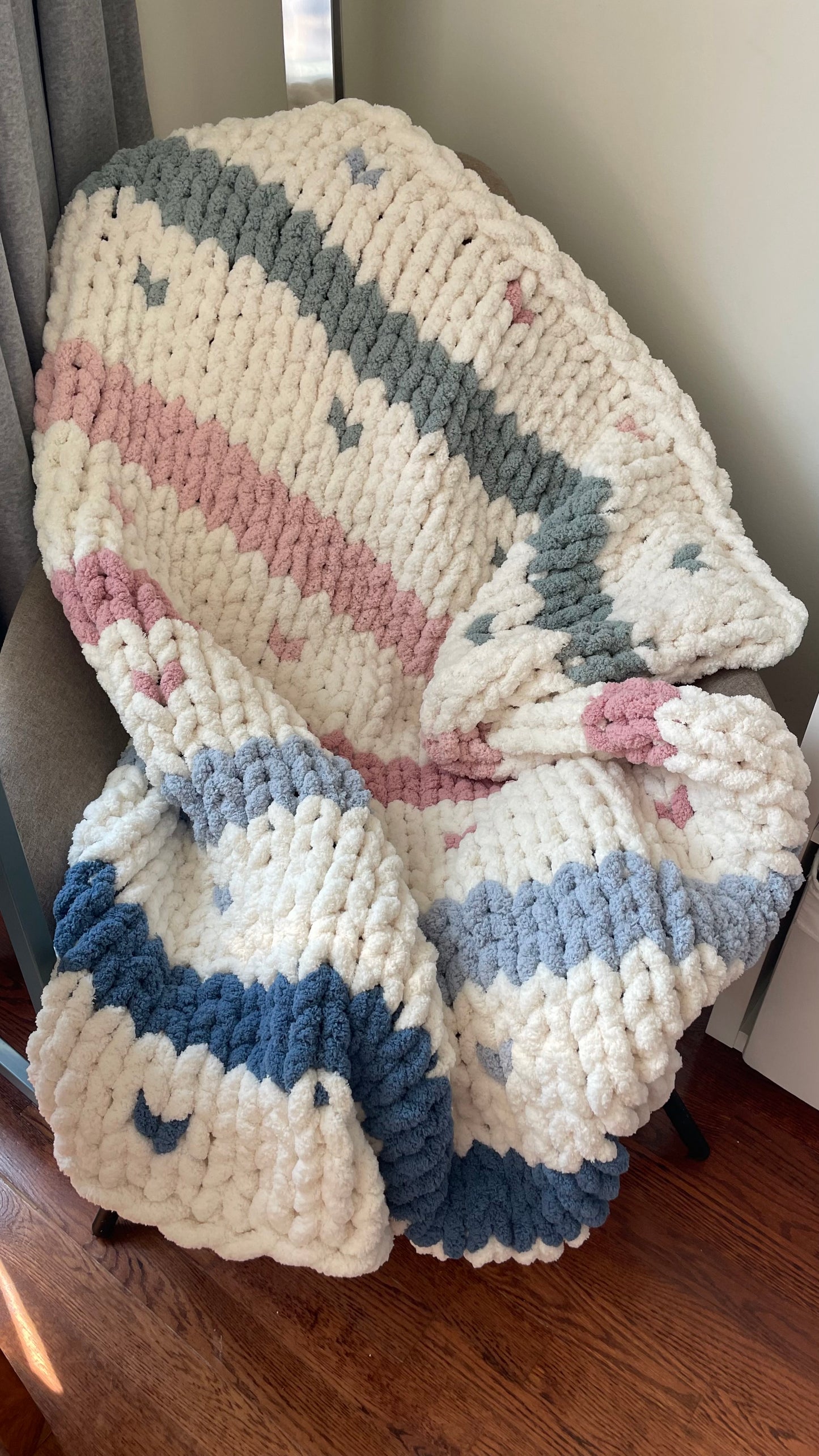 Healing Hand, Chunky Knit Blankets - The Wildflower Blanket