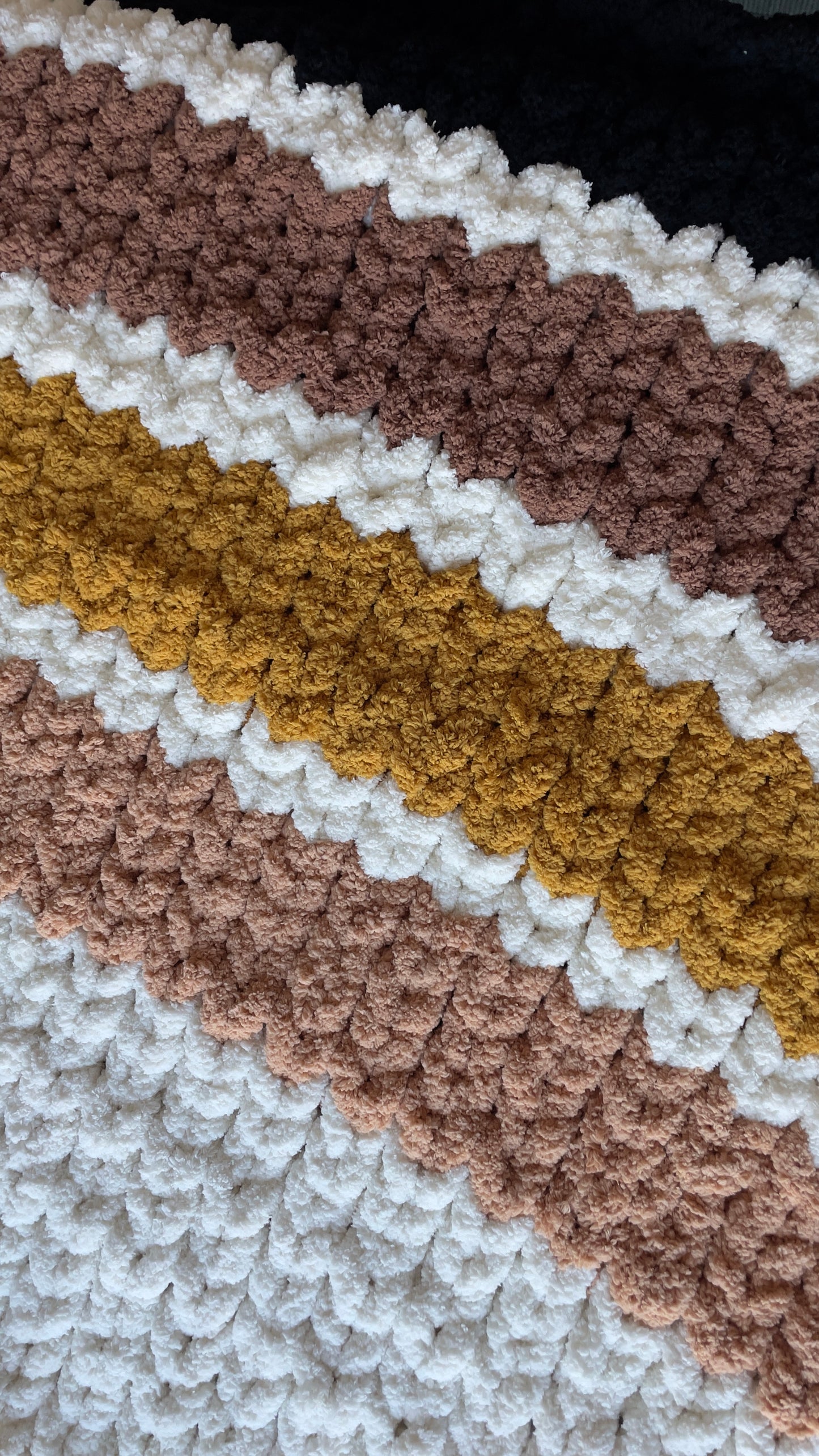 Healing Hand, Chunky Knit "The Hank 2.0" Blanket