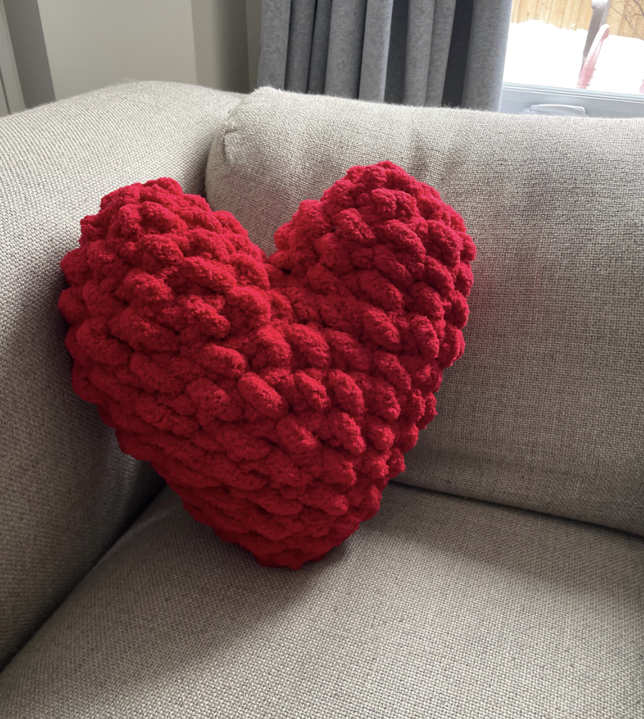 HANDCROCHET PATTERN ~ Valentine's Day Heart Pillow ~ Chunky Chenille ~ Off By Heart Design ~ DIY