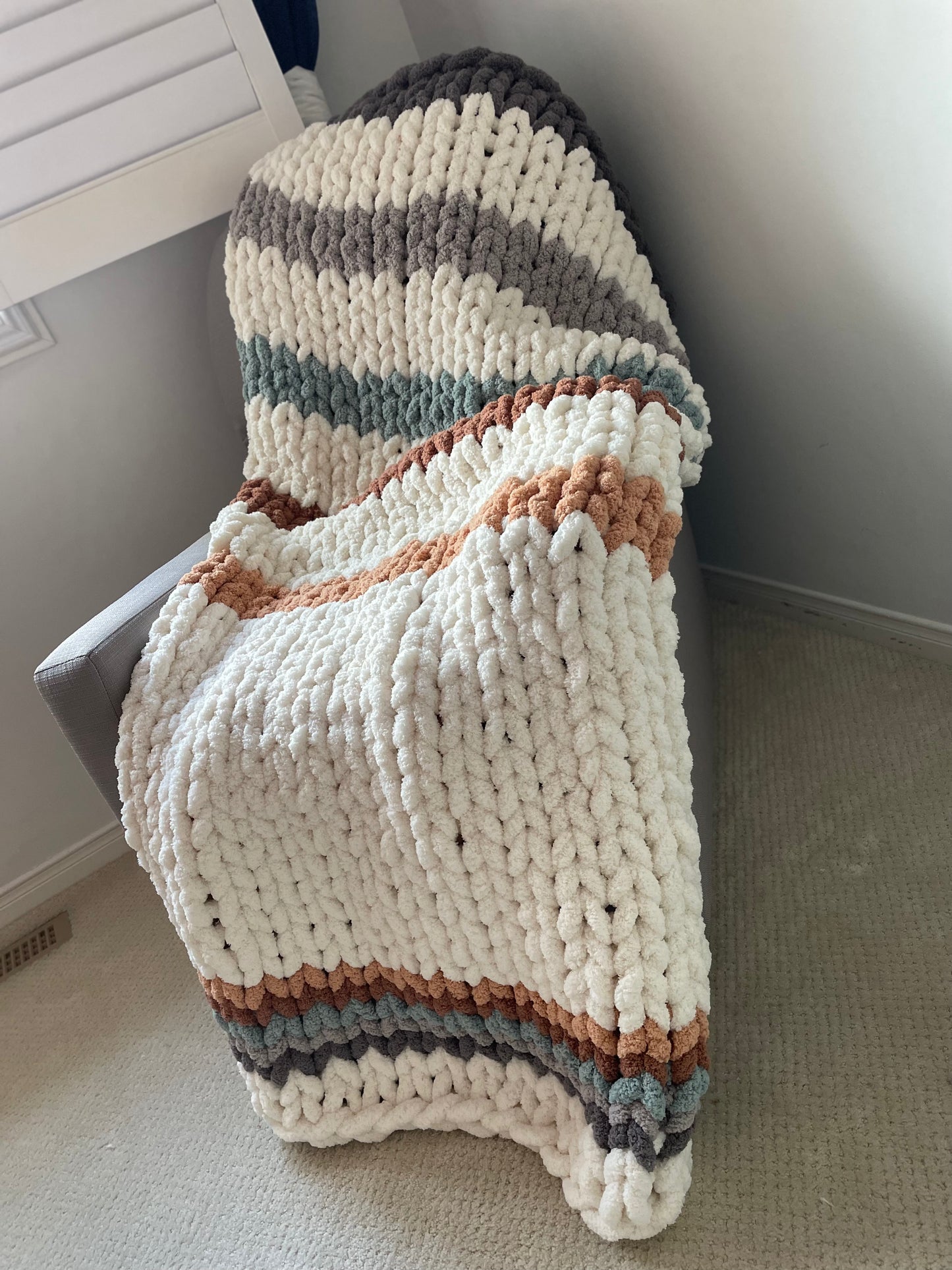 Healing Hand, Chunky Knit "The Country Era" Blanket