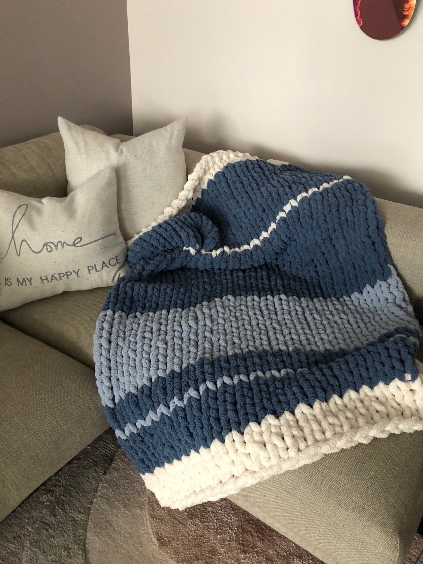 Healing Hand, Chunky Knit Blankets Blue Belle
