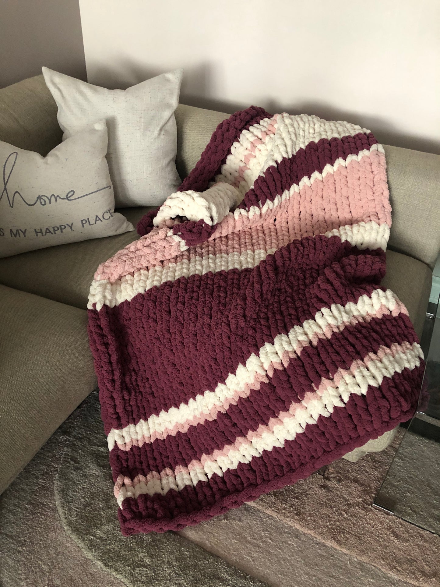 Healing Hand Knit, Chunky Knit Blankets Raspberry Delight