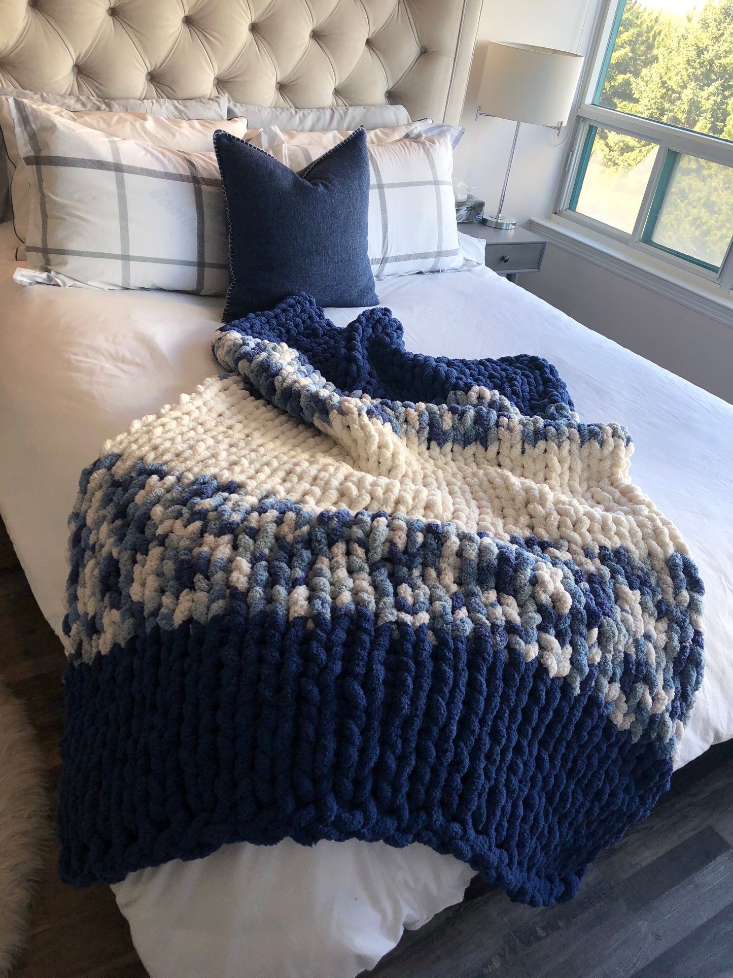 Healing Hand, Chunky Knit Blankets Navy Blue