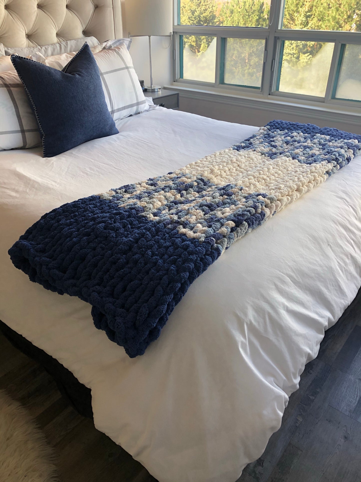 Healing Hand, Chunky Knit Blankets Navy Blue