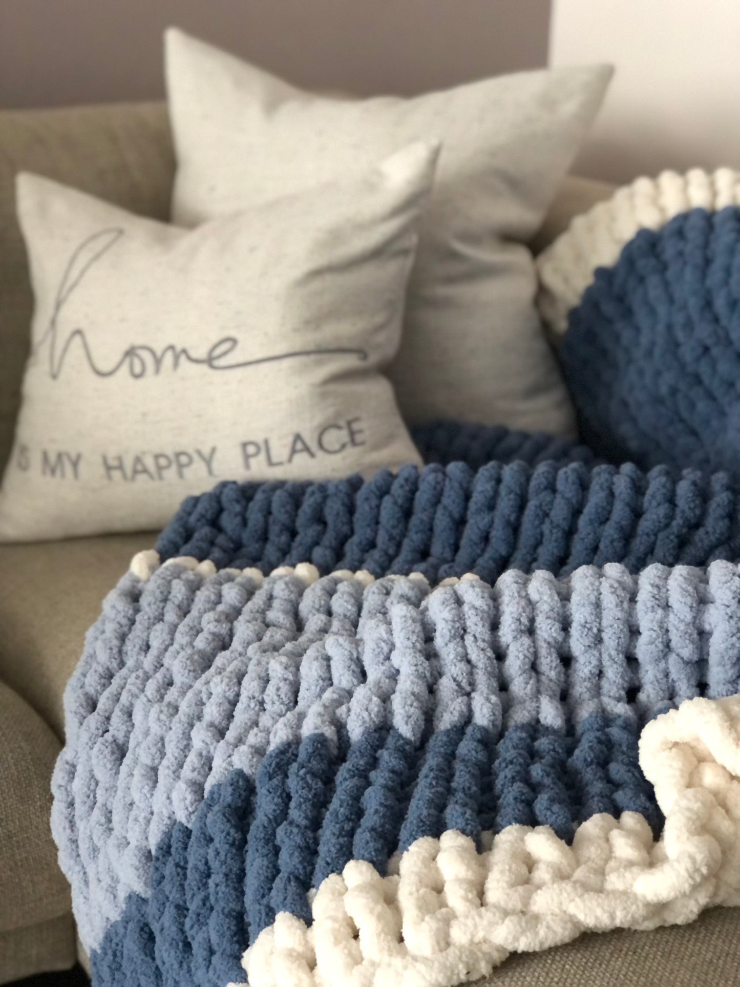 Healing Hand, Chunky Knit Blankets Cottage Blue