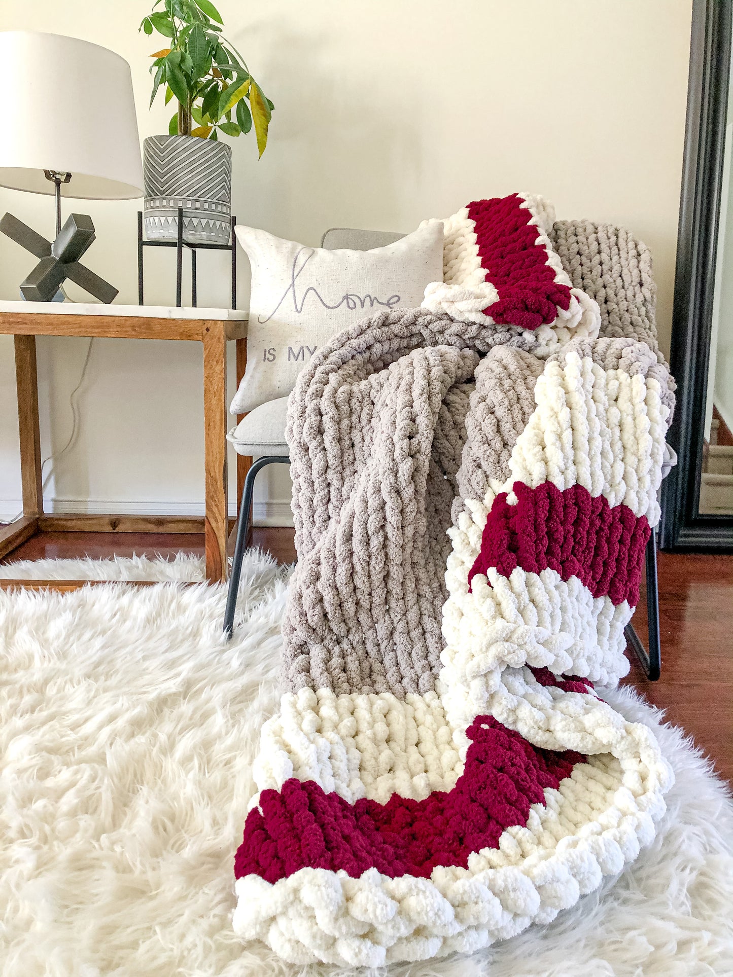 Healing Hand, Chunky Knit Blankets Woolie Sock Design