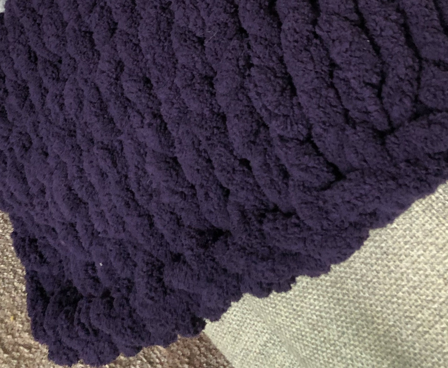 Healing Hand, Chunky Knit Purple Passion (Solid)