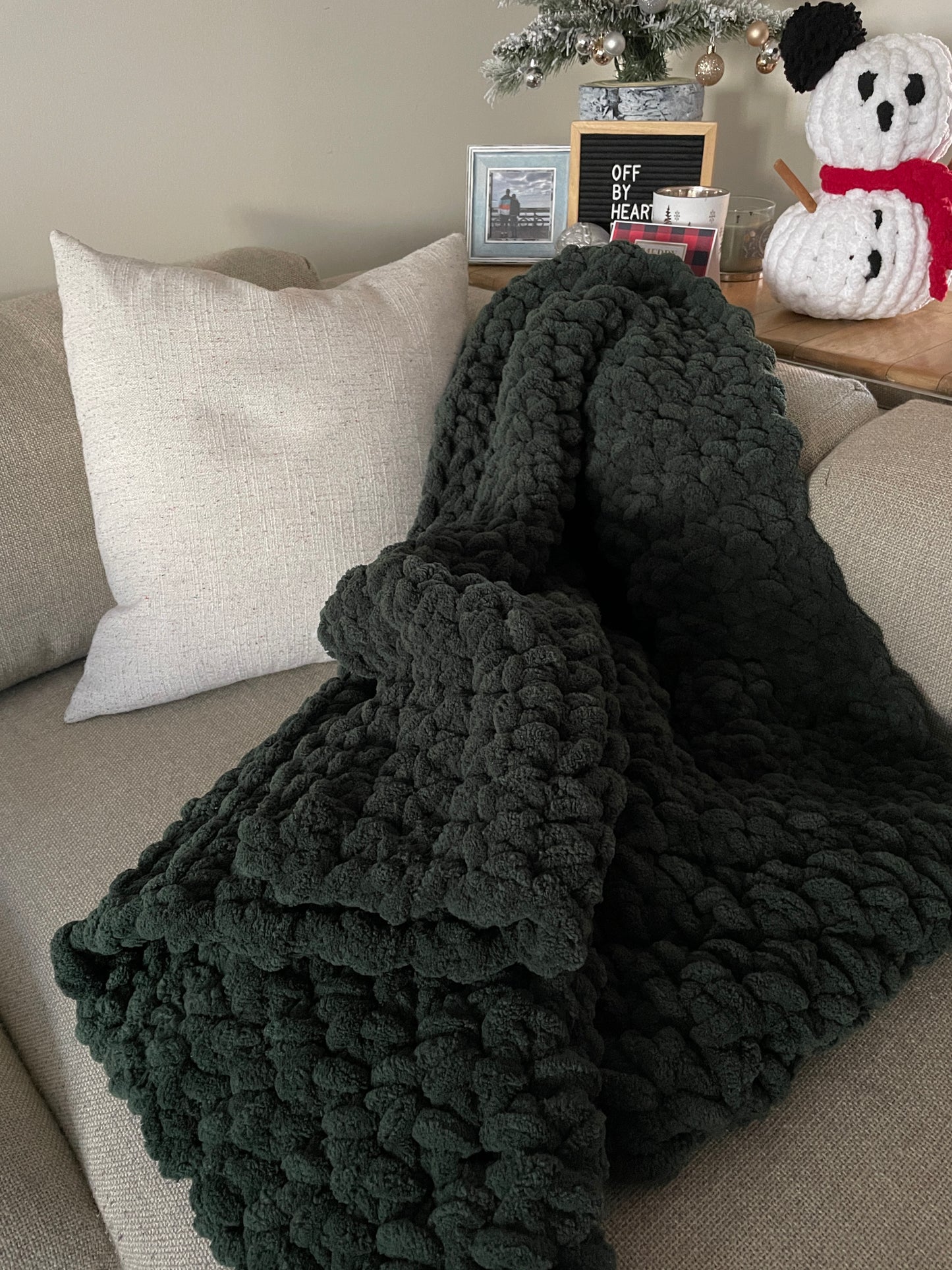 Weighted , Chunky Knit Blankets - Oscar The Grouch