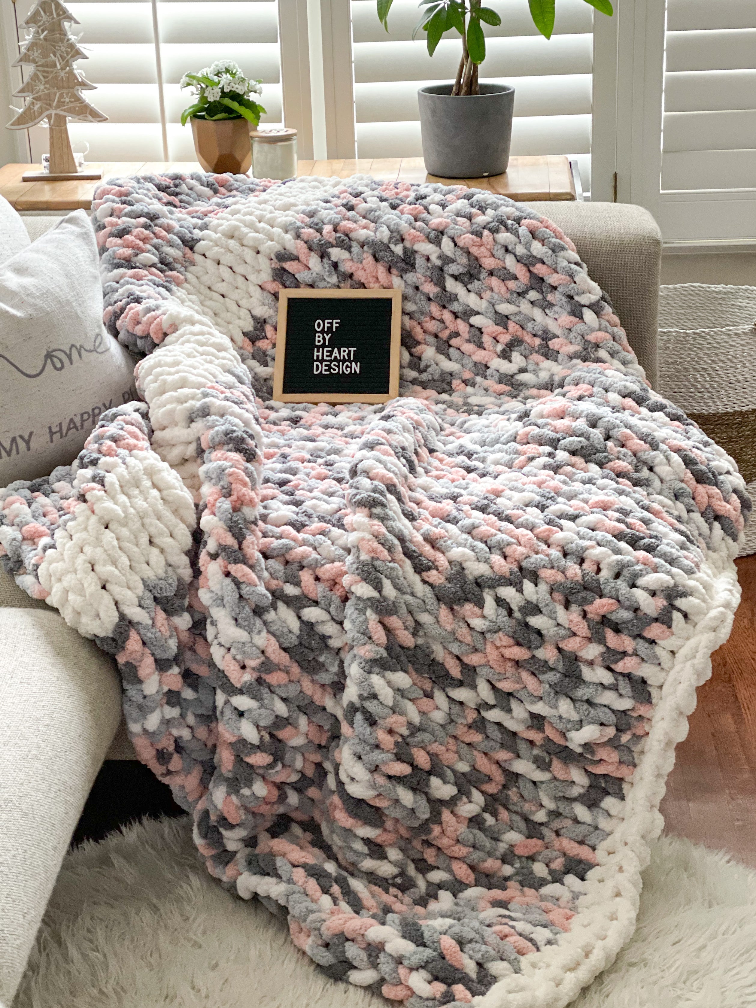 Healing Hand, Chunky Knit Blankets Pink Marble – Off By Heart Design