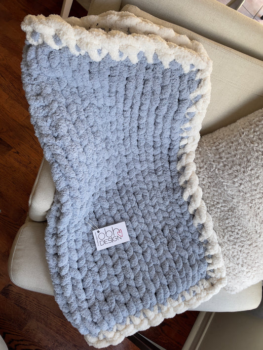 Healing Hand, Chunky Knit Baby Blankets - Baby Blue with a White edge