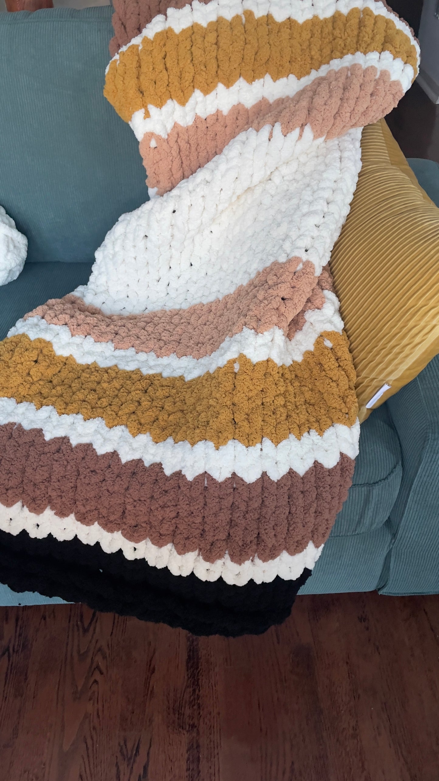 Healing Hand, Chunky Knit "The Hank 2.0" Blanket