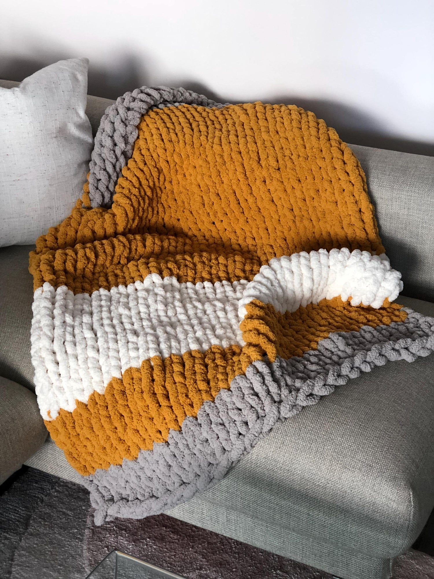 Chunky Chenille Blanket Finger Knitting Pattern, Color Block Throw (PDF Pattern)