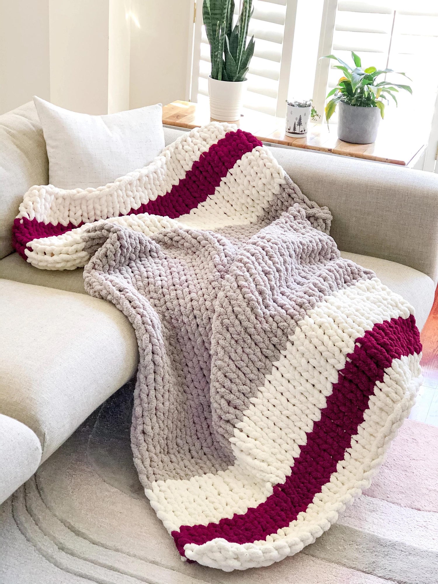 Chunky Chenille Finger Knit Blanket Pattern: Beginner DIY Throw (PDF Pattern)