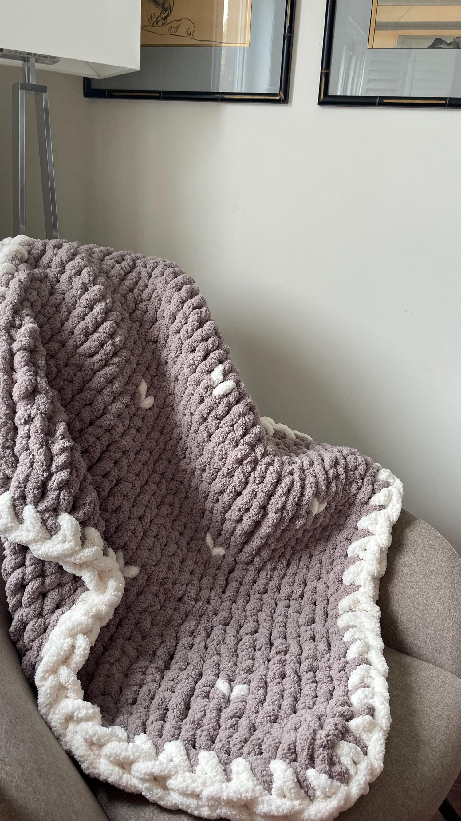 Chunky Chenille Baby Blanket Finger Knitting Pattern | Taupe Grey Hearts (PDF Download)   36" x 35" and 40" x 60" Graphs incl
