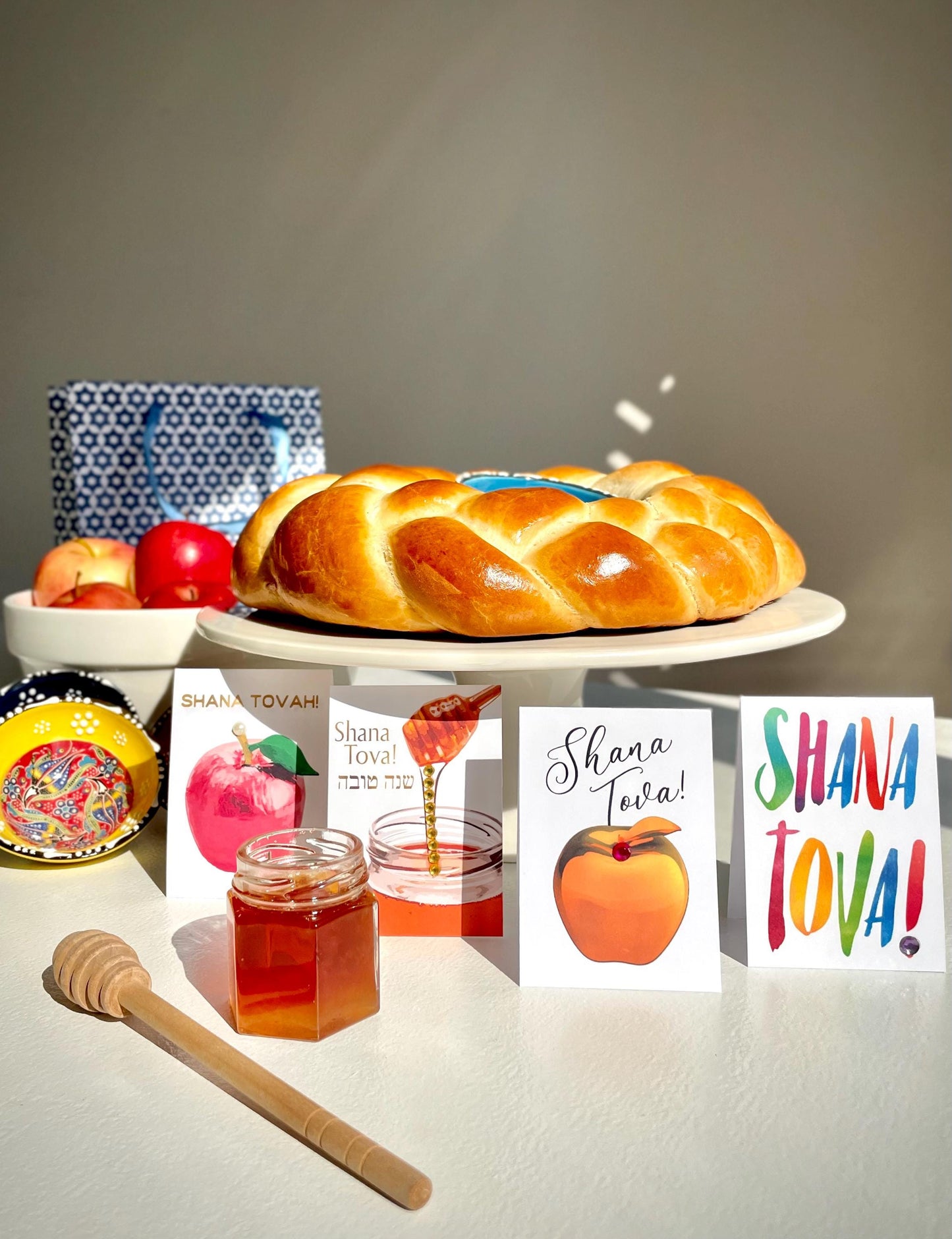 Mini Shana Tova Cards: Handmade Rosh Hashanah Greeting Cards