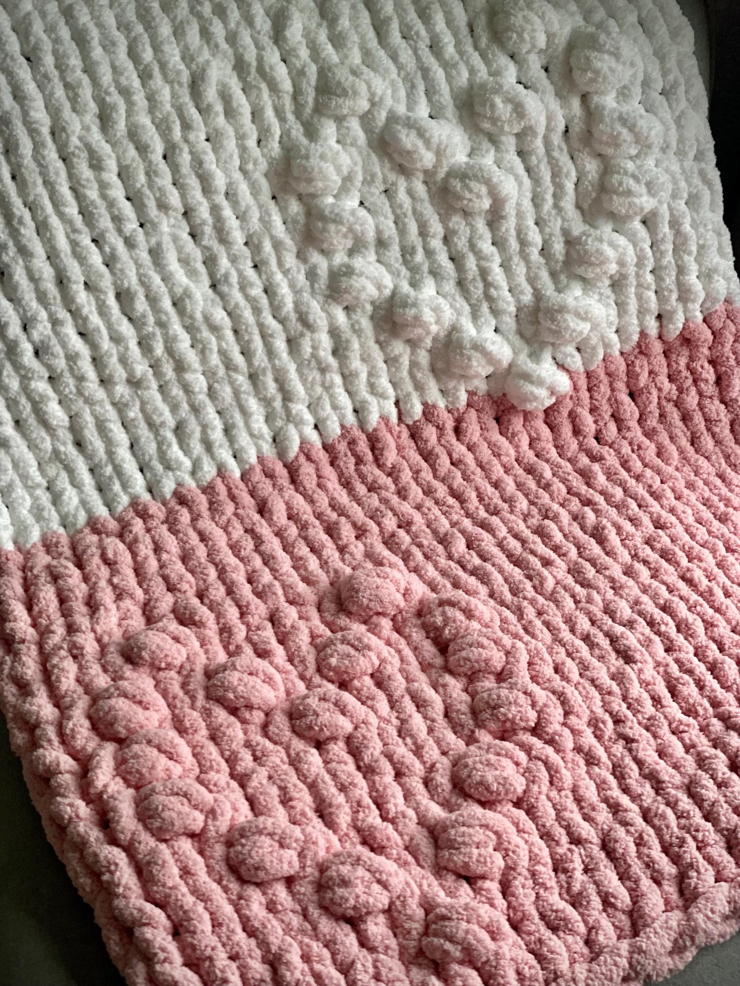 Chunky Chenille Bobble Heart Blanket Pattern – Finger Knit, Baby/Toddler Size (PDF Pattern)
