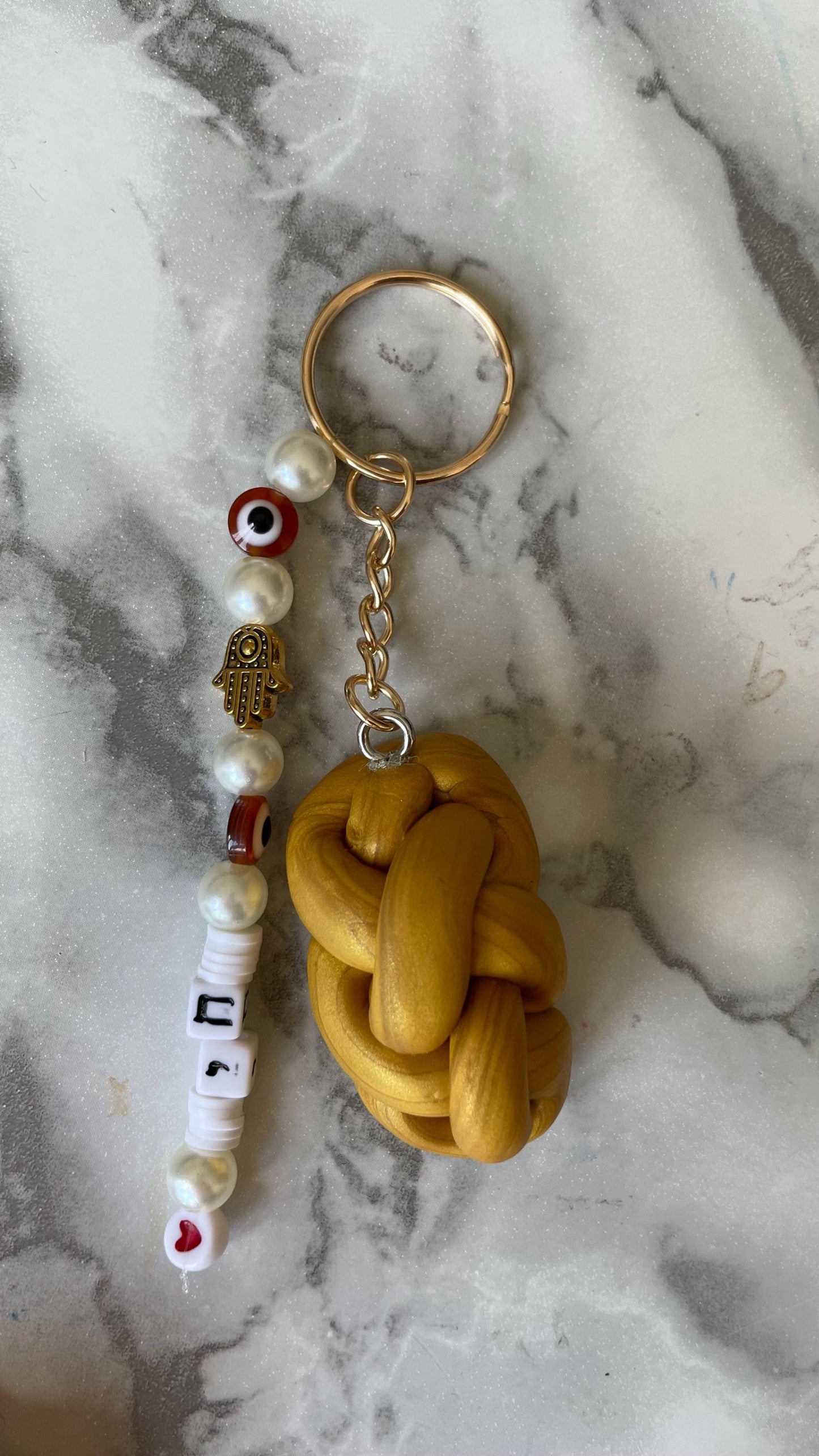Challah Bread Keychain | Chai Hebrew Life Symbol | Judaica Accessory, Evil Eye Hamsa Charm