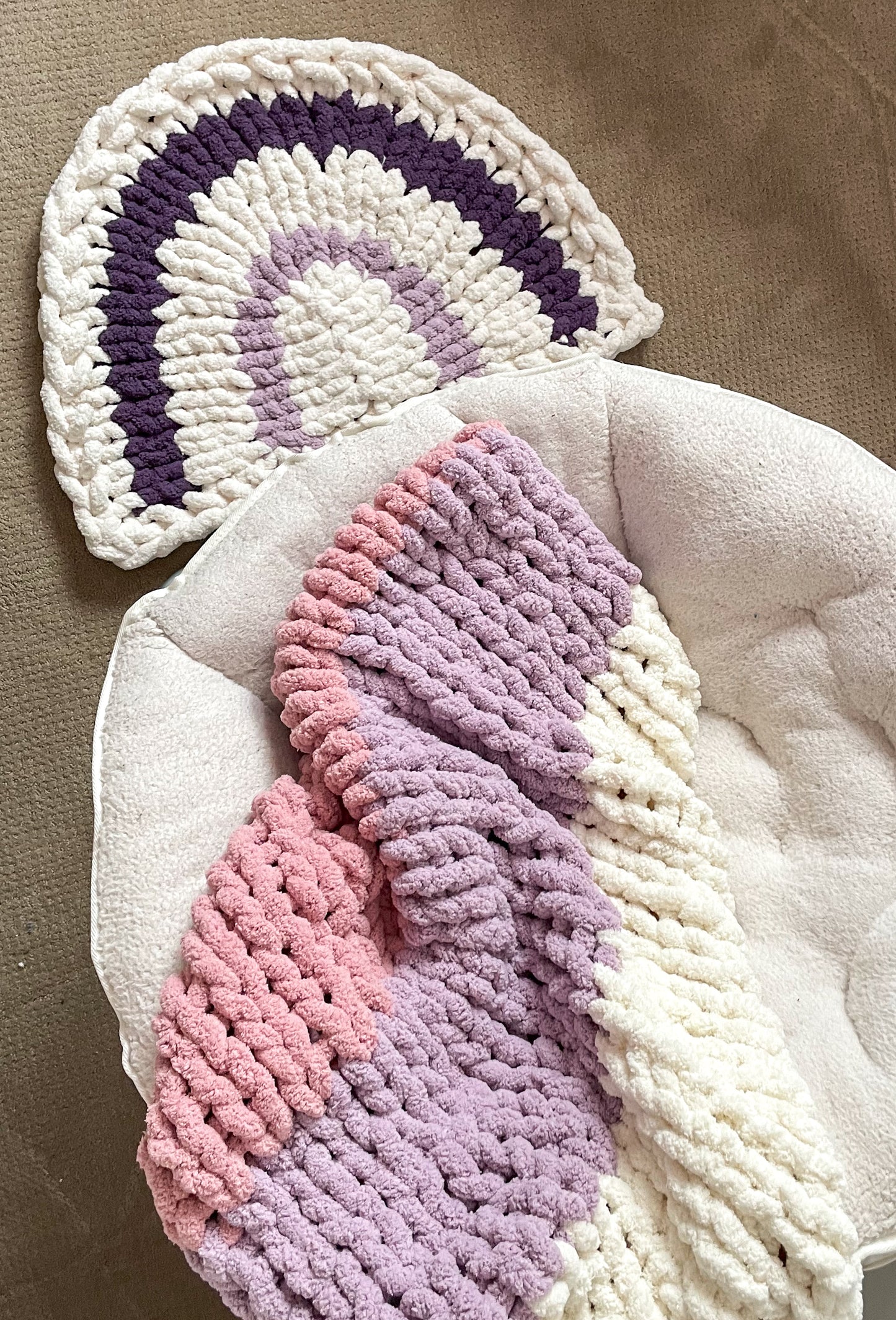 Healing Hand, Chunky Knit Baby Blankets - White, Blush Pink and Light Purple