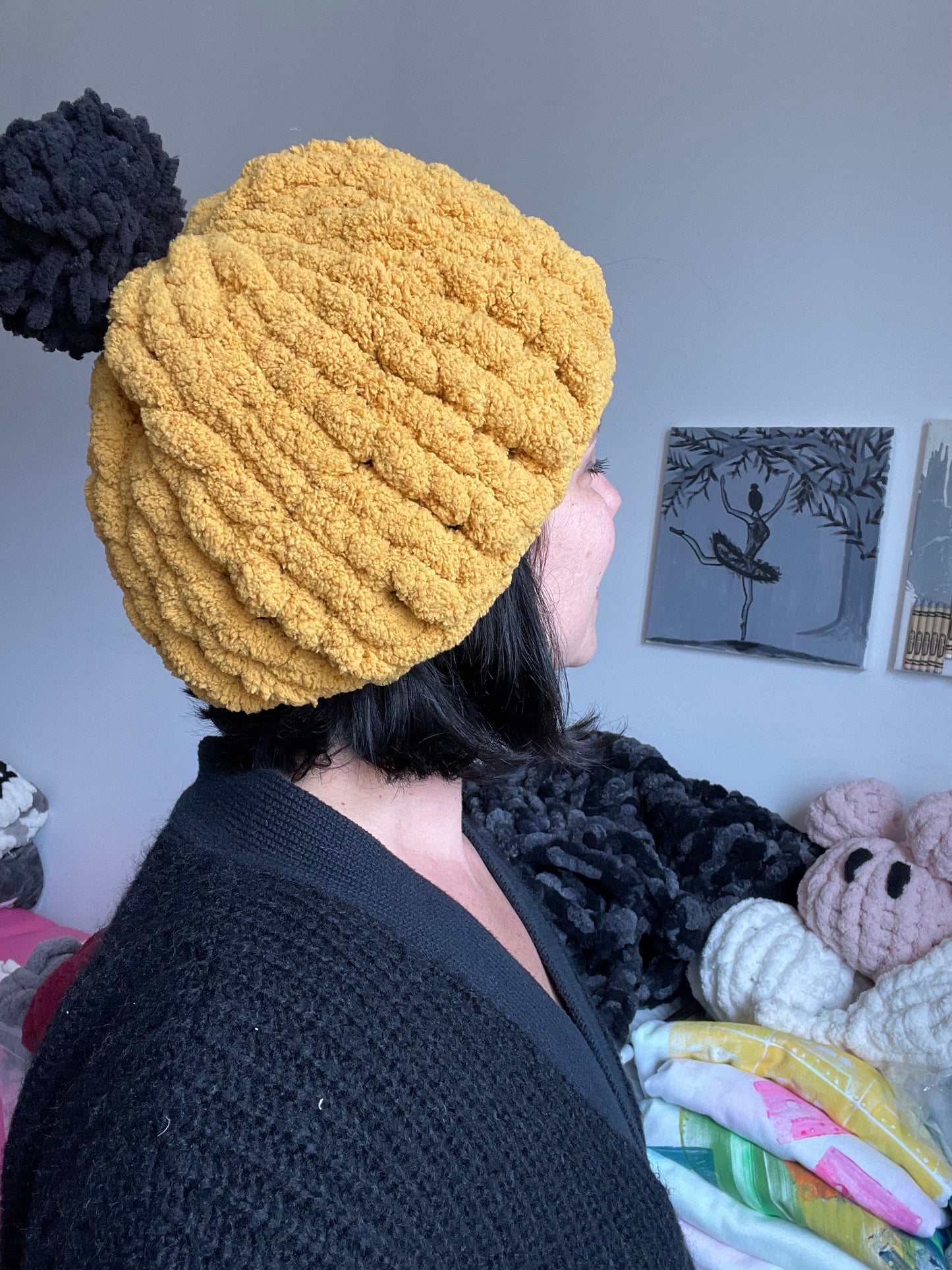 Chunky knit winter hat - Mustard