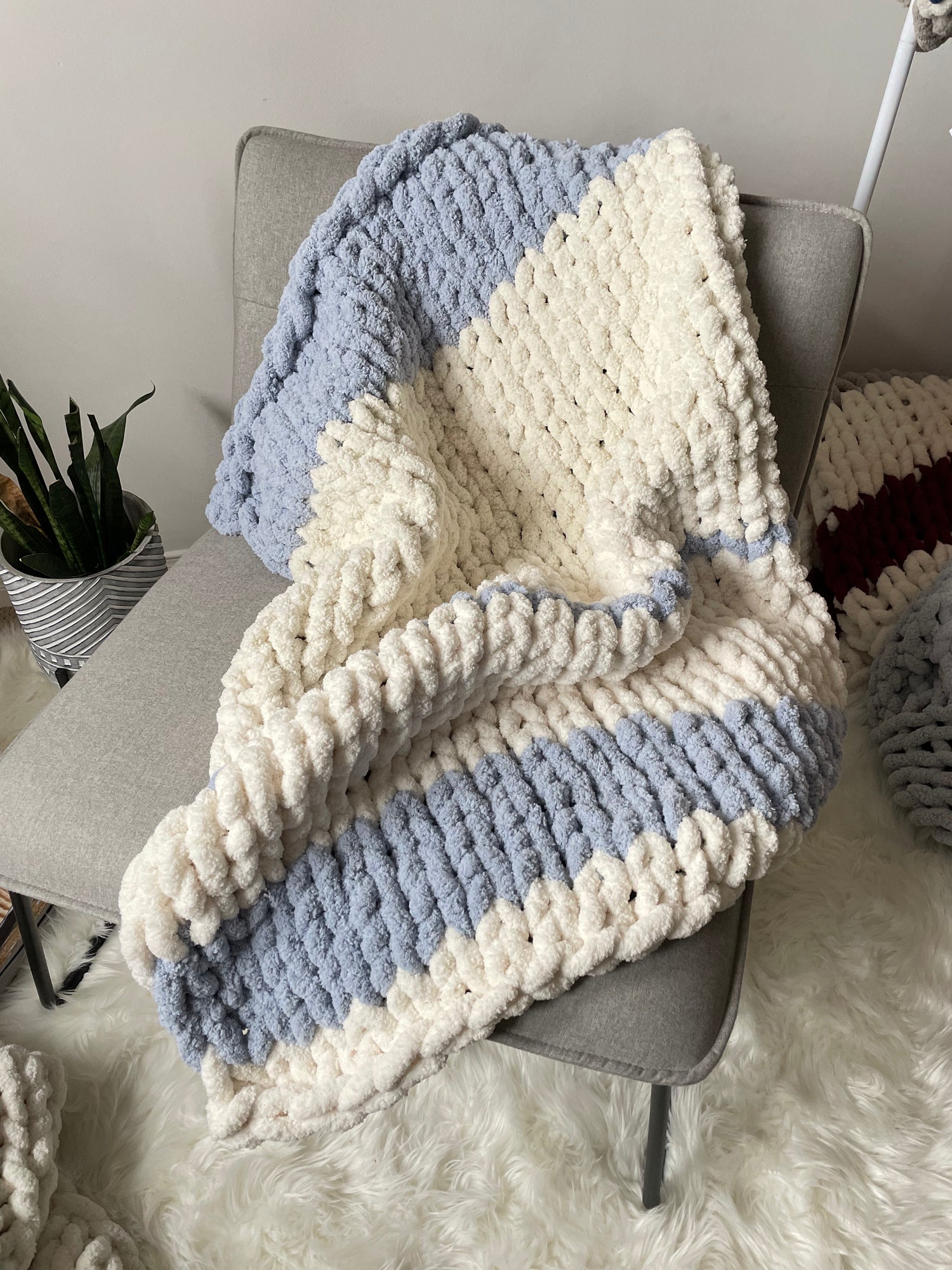 Healing Hand Chunky Knit Baby Blankets White with Baby Blue Stripe