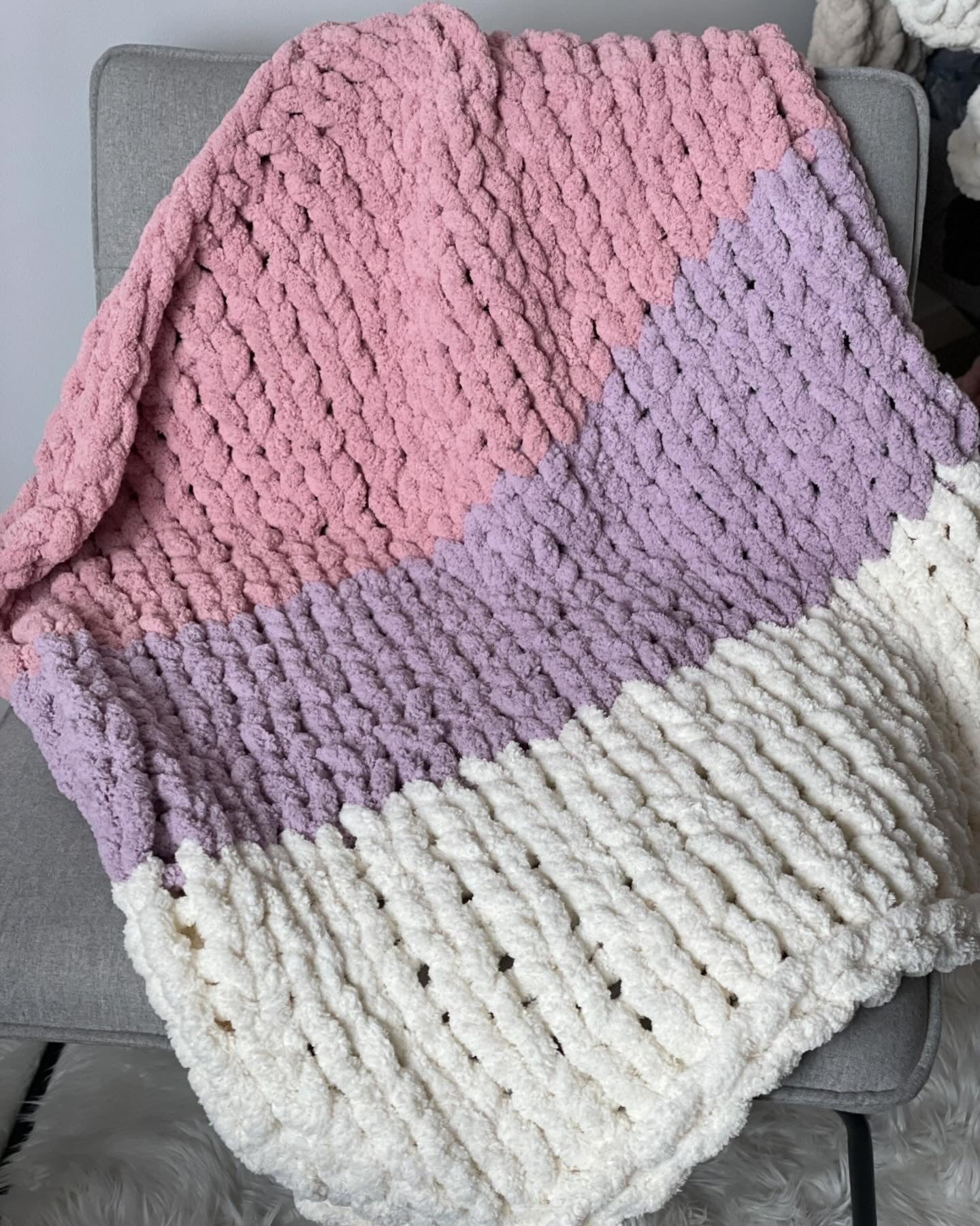 Healing Hand, Chunky Knit Baby Blankets - White, Blush Pink and Light Purple