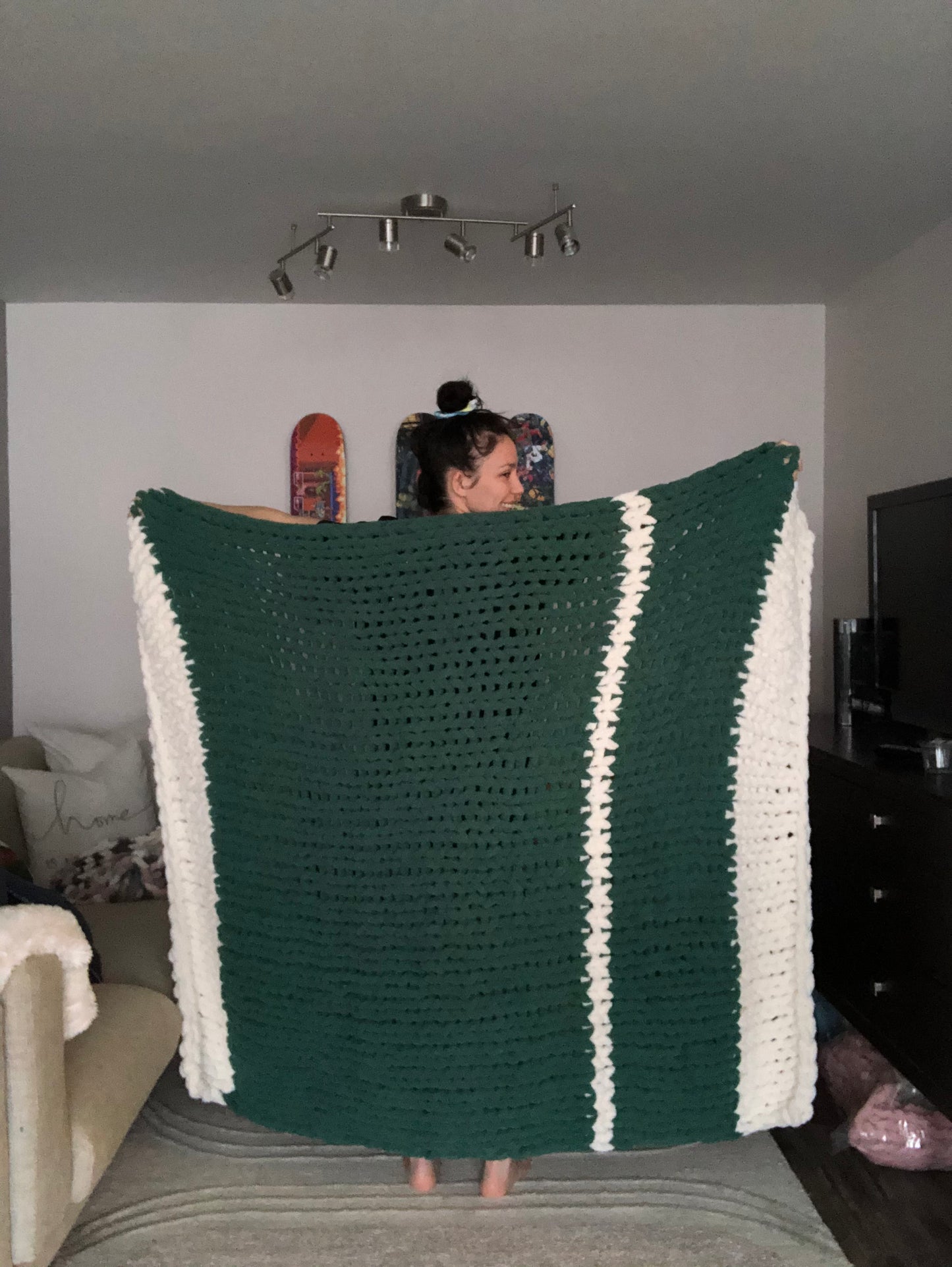 Healing Hand Knit, Chunky Knit Blankets Emerald & White