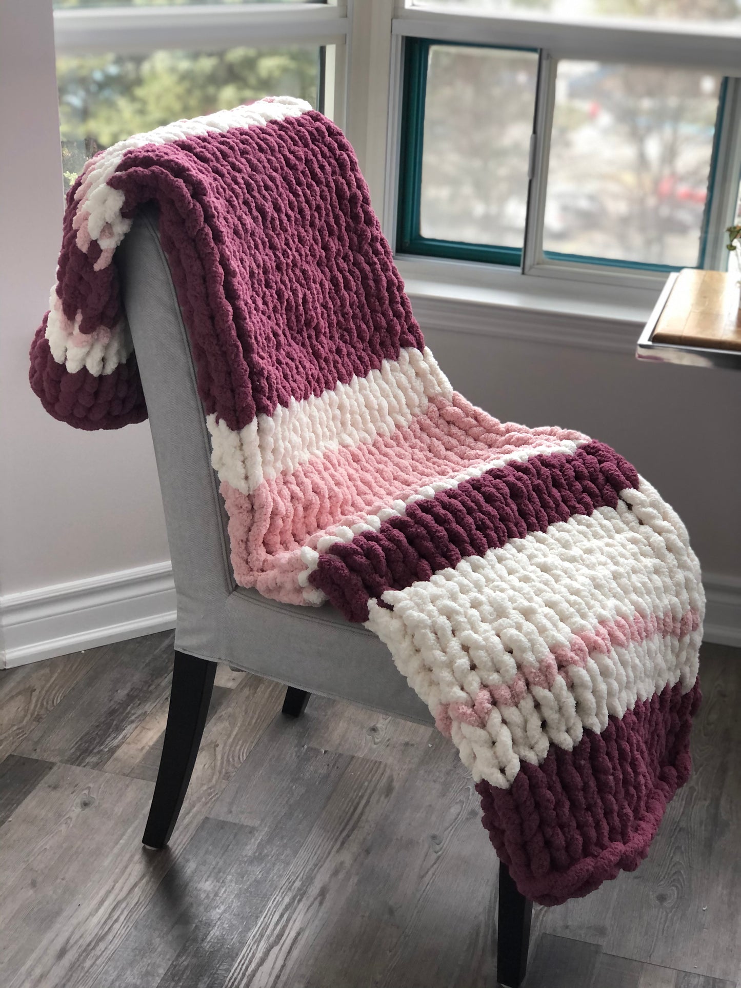 Healing Hand Knit, Chunky Knit Blankets Raspberry Delight