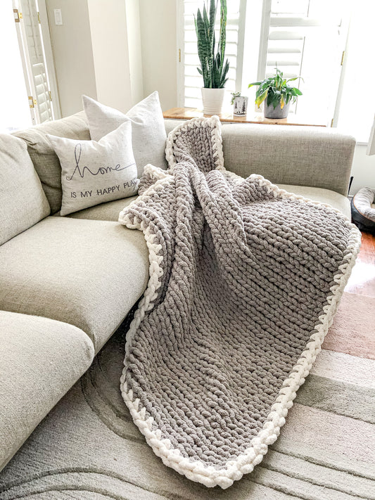 Healing Hand, Chunky Knit Blankets Sky Grey (Size Large) with White Border