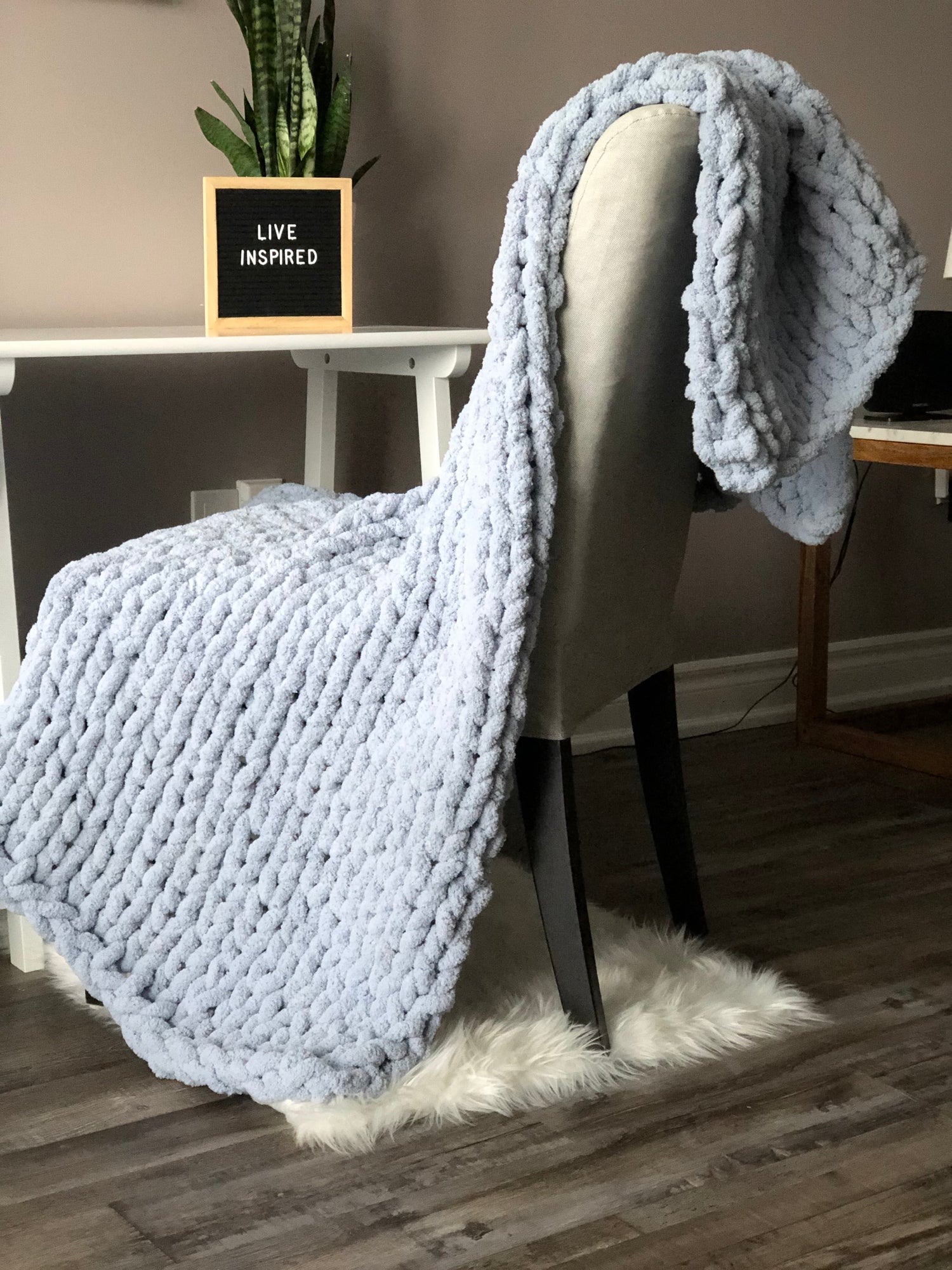 Hand Knit Chunky Knit Blanket Light Blue Healing Hand, Chunky Knit