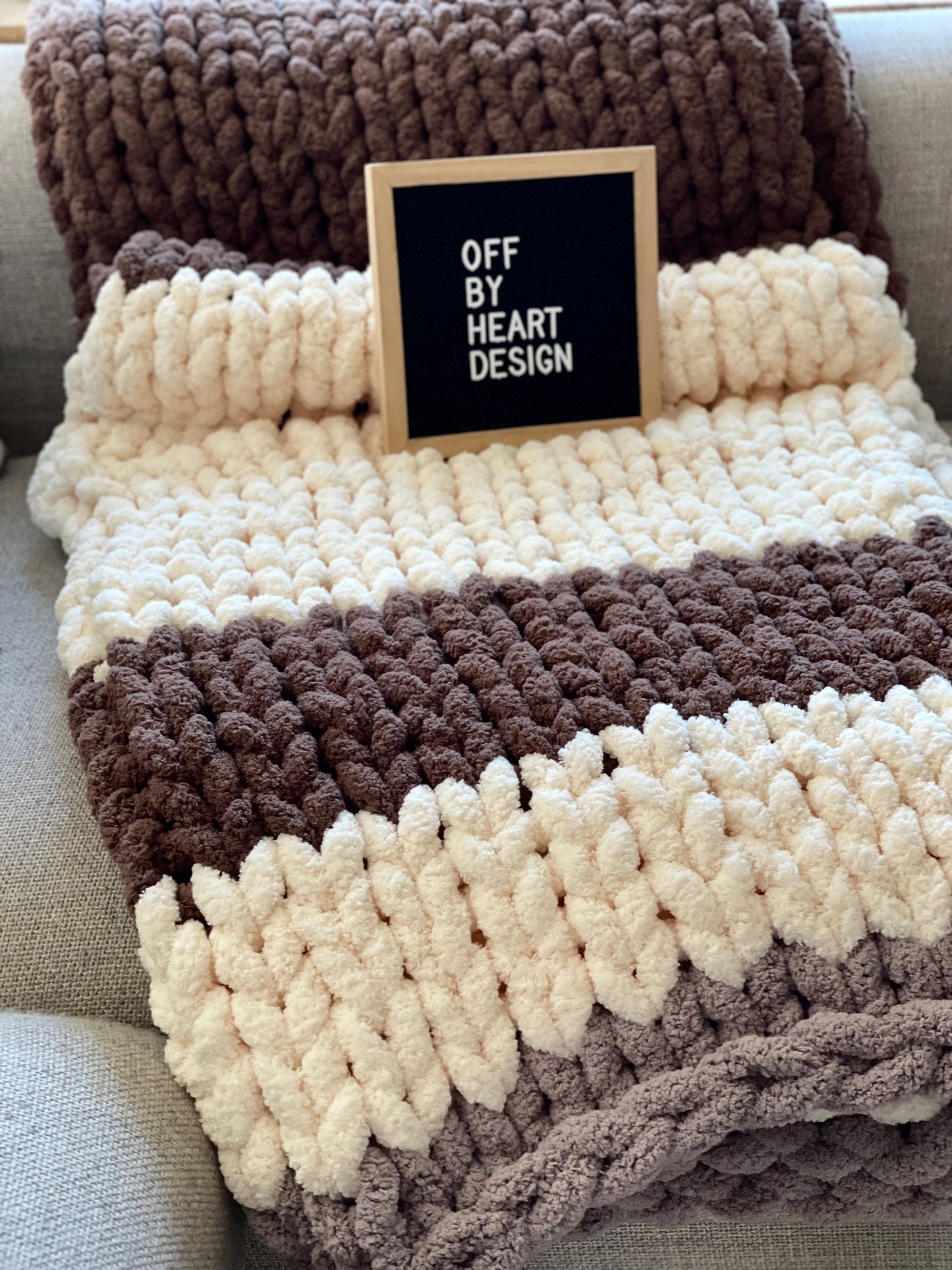 Healing Hand, Chunky Knit Blanket - The Northern