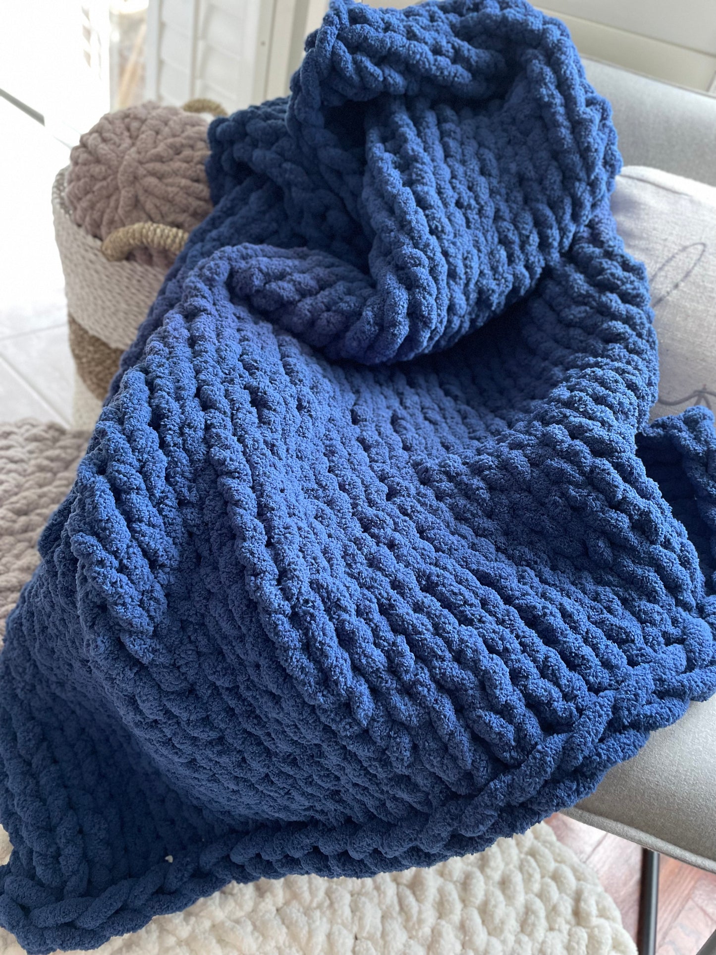 Healing Hand, Chunky Knit Royal Blue (Solid)