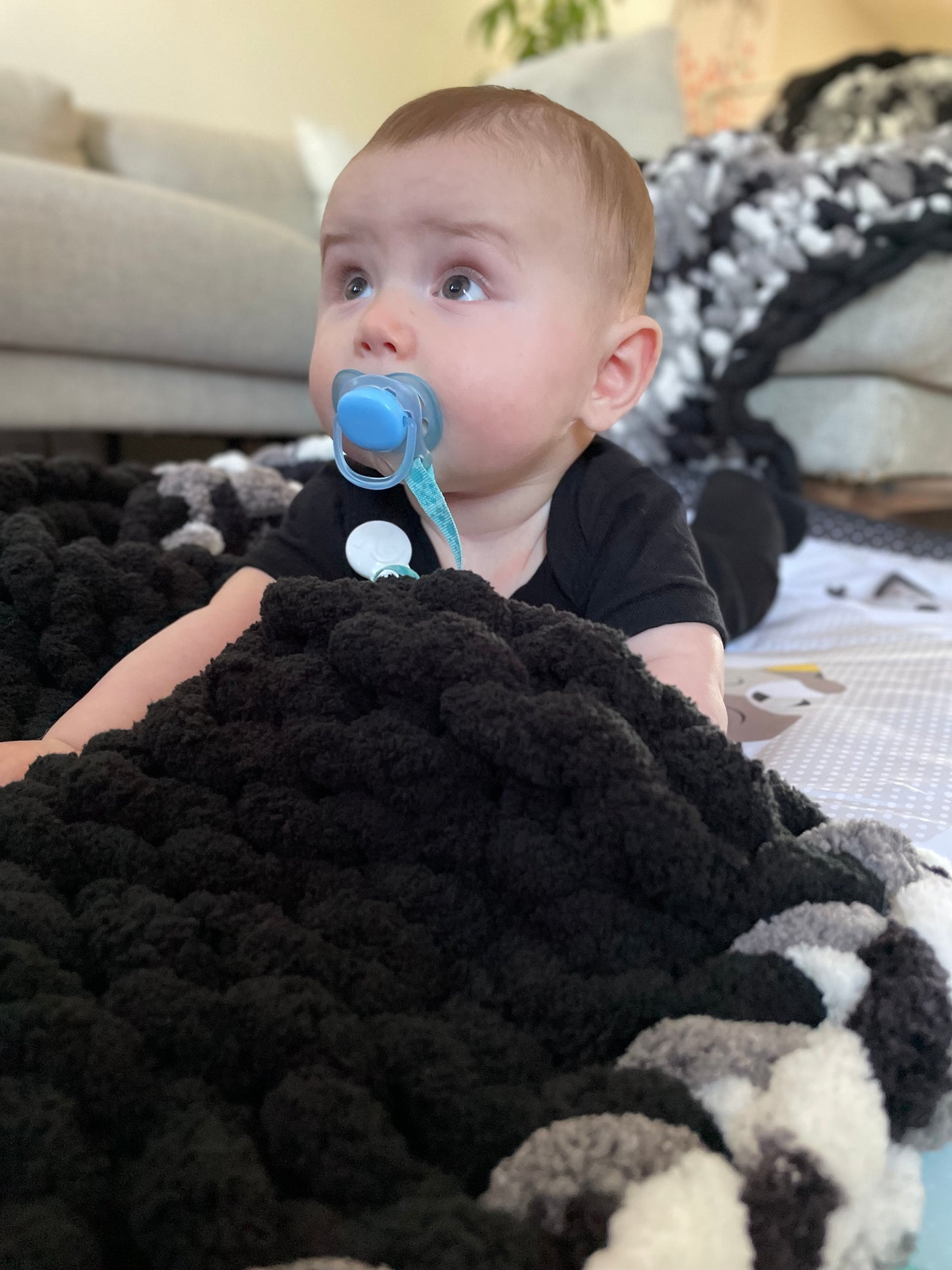 Healing Hand, Chunky Knit Baby Blankets - Black with Black mix Edge