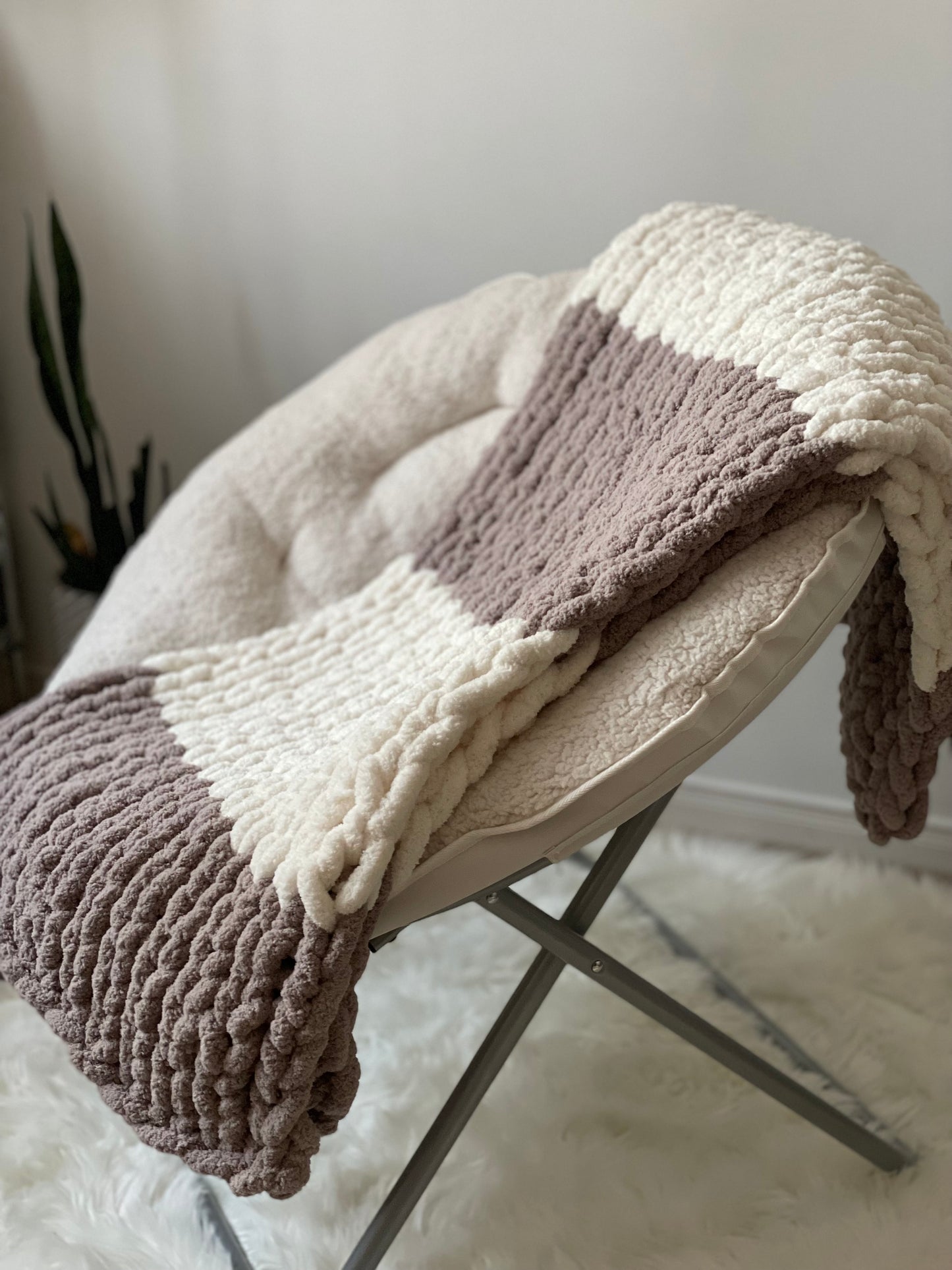 Healing Hand, Chunky Knit Blankets Taupe & White Stripe