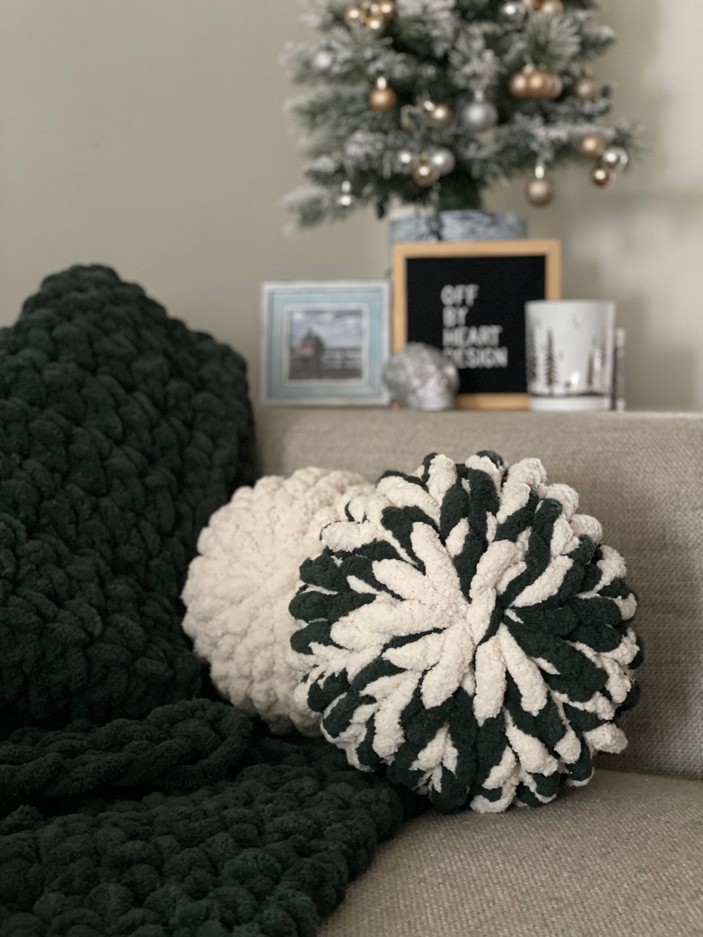 Weighted , Chunky Knit Blankets - Oscar The Grouch