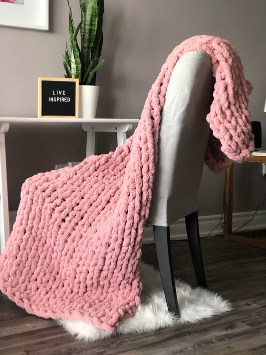 Healing Hand, Chunky Knit Blankets Pretty in Pink