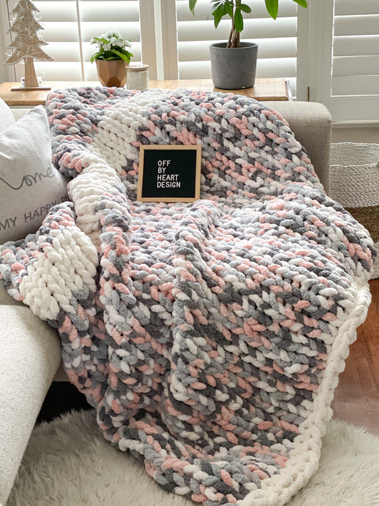 Healing Hand, Chunky Knit Blankets Pink Marble