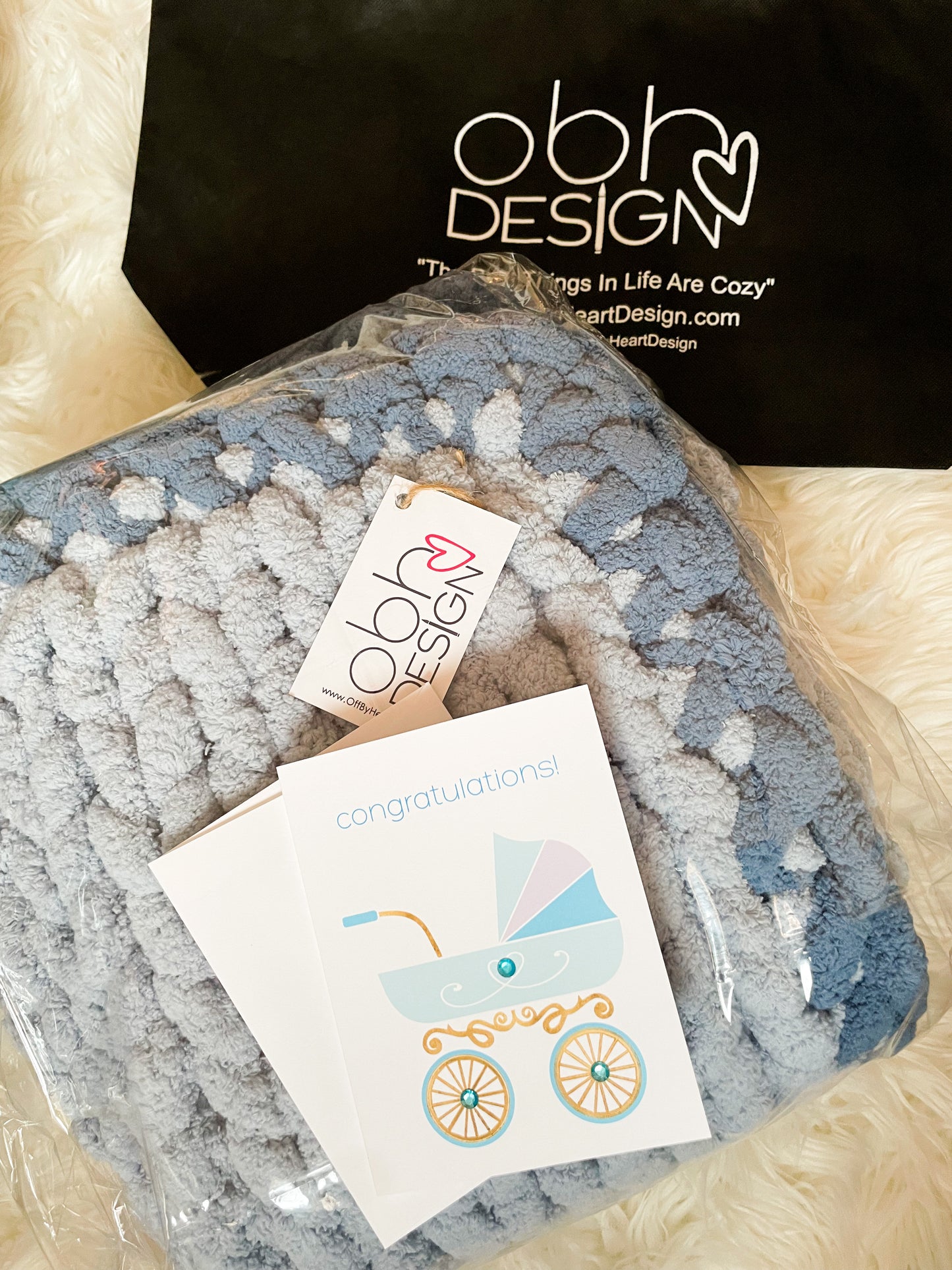 Healing Hand, Chunky Knit Baby Blankets - Baby Blue with a Cottage Blue edge